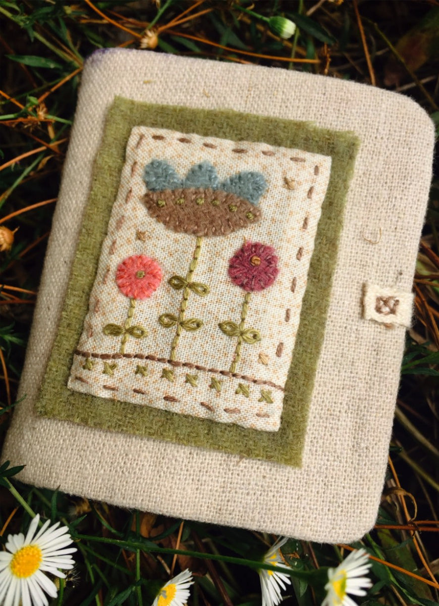 Little Flower Needlebook – Hatched and Patched